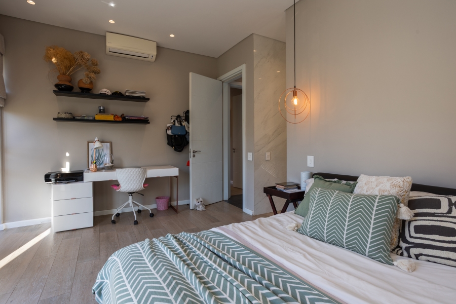 4 Bedroom Property for Sale in Winelands Western Cape
